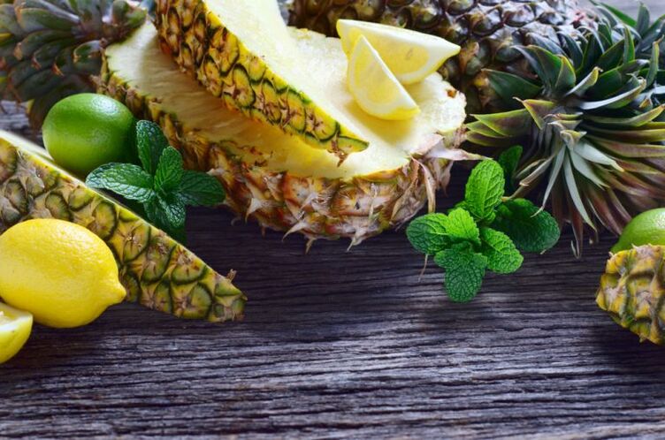 Le citron et l'ananas sont des fruits sains pour les personnes souffrant d'arthrite et d'arthrose